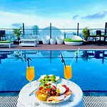 Roliva Hotel & Apartment Danang